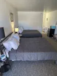 Remodeled two queen bed unit 11 studio with AC, Heat and fast WiFi in Fillmore - 2-Sterne