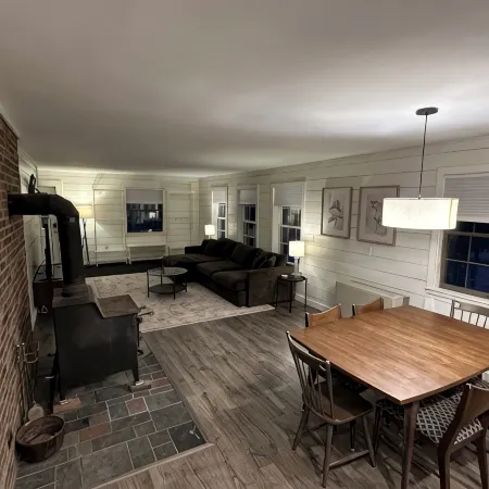 4-bedroom chalet in fabulous Cambridge with WiFi