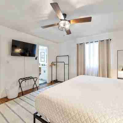 Northwood Estate, 15min from UF, sleeps 9, recently renovated! Rooms