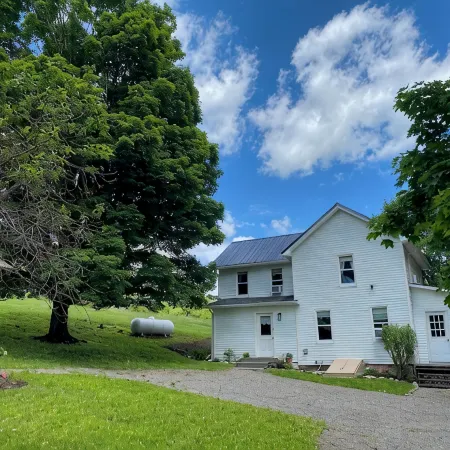 Newly Renovated 5 Bedroom Pet Friendly House in Keuka NY. First Floor Ensuite