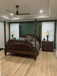 2 acres, gated5 miles to TAMUPatio with fire pit, tv, grill, sitting area - 4성급