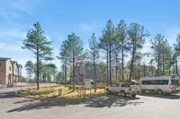 2-bedroom retreat in Flagstaff with WiFi, AC - 4-Star