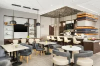 Hyatt Place Greenville Downtown - breakfast