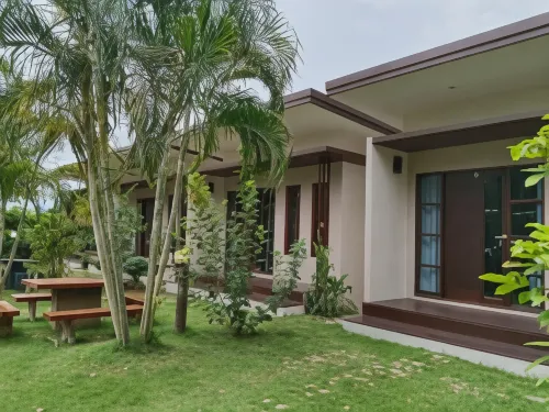 The Niran Guest House - Pensions