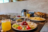 Zula Cave House - Frühstück
