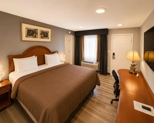 Ozark Inn & Suites Hotels in Ozark