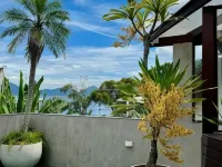 Pousada Pedra Rosa Hotels near Mole Beach