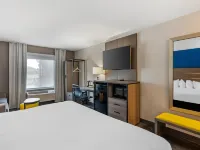 Comfort Inn & Suites Harrisburg-Hershey North Hotels near Hershey Park