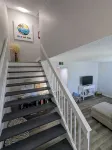 3-Min Walk to Beach! Quiet Coastal Style End Unit w/Renovated Pool & Tennis, - 4성급