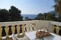 Hotel Petit Royal - con vistas al mar
