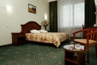 Alyaska Hotel - غرفة مطلة على الجبل