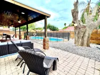 Tall Palms Oasis - บังกะโล