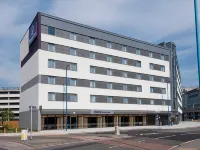 Premier Inn Southampton City Centre (West Quay) Hotels near Bargate
