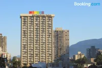 Sandman Suites Vancouver on Davie