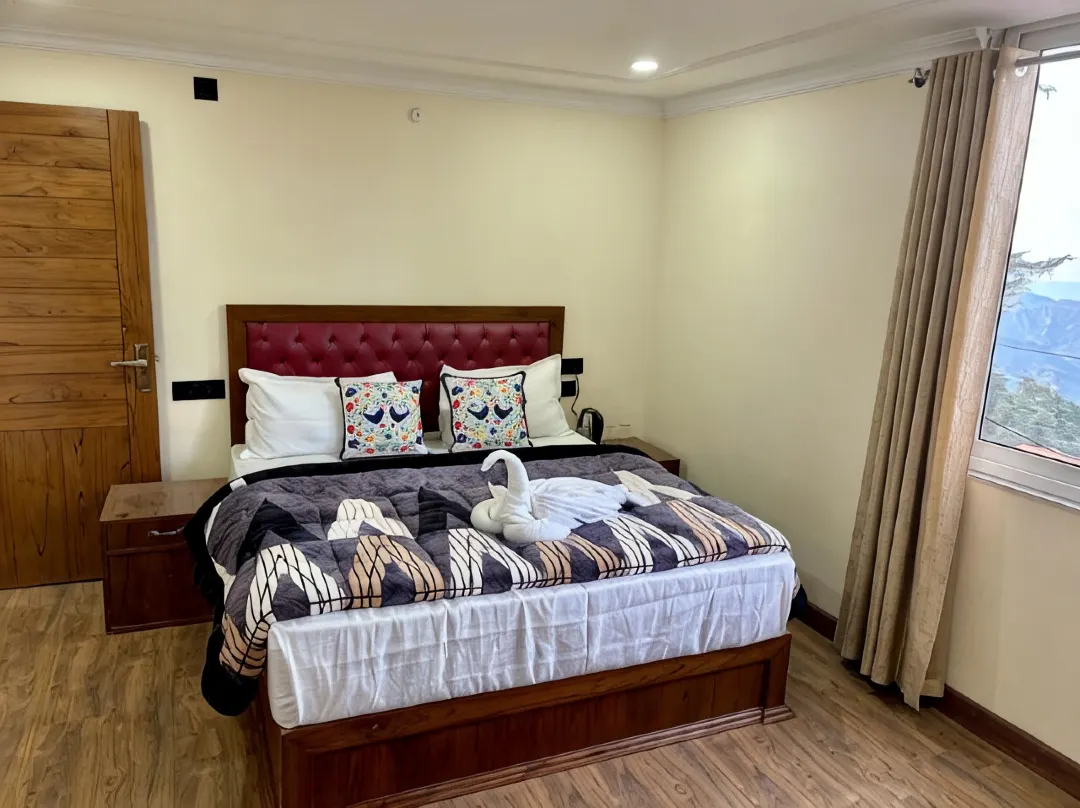 Hotel Jakhu Heights - Shimla