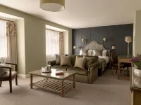 Balmoral Arms Hotels in Ballater