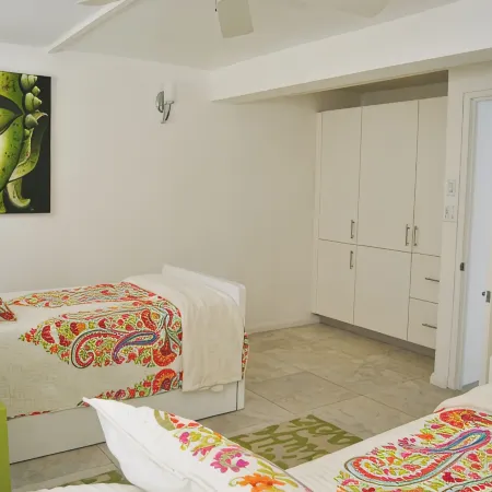 Turtle Bottom luxury beachside villa