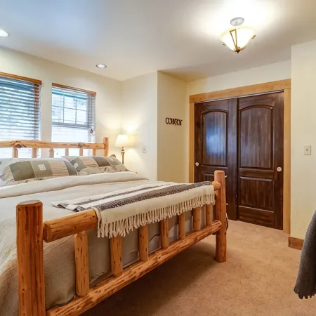 Spacious and Charming Craftsman Retreat.
