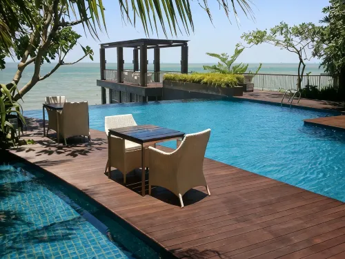 The Malibu Suites Balikpapan by Sissae Living - Beach