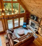 New to VRBO Cozy Sugar Hill Cabin 2 min to the slopes - Alppimaja