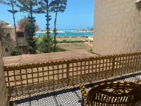 Sunny 4-Bedroom Townhouse in Marina2 - North Coast - Families Only - Homestays