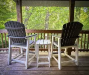 Stream-Front Serenity: Relax with the family at this peaceful place to stay!