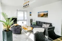 Windland apartment house on Lake Goitzsche for 8 people with lake view