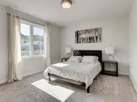 Cozy, spacious family home w/ Arcade! 5 mins from Beach! Hotels in Central Elgin