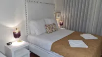 Apartment in the historic center of Porto - With a beautiful and large terrace - 2-Star