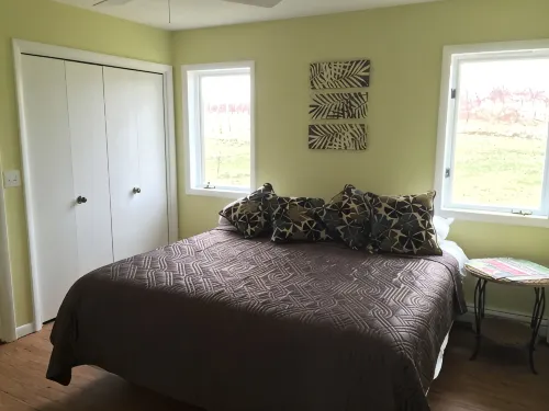 Spectacular Orchard and Lake views with Magnificent Sunsets!