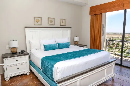 Las Palomas Luxury Oceanfront Condo Phase II - Apartments