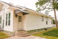 The Cottage on Main
