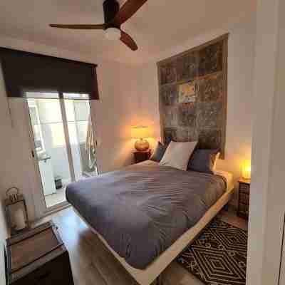 Casa Roma Sitges 2 bedrooms2 bathrooms apartment with terrace Rooms
