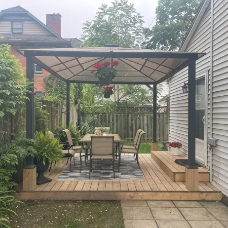 Spacious Niagara Escape 3 Br Private Backyard