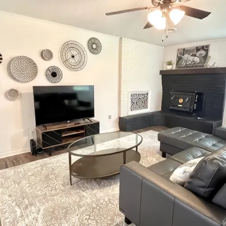 Relaxing, Spacious, Quiet, Ranch-style Getaway