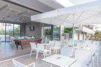 Agrelli Hotel & Suites - สระว่ายน้ำแบบอินฟินิตี้
