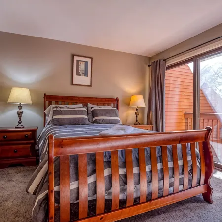 Nordic Village Townhouse, Storyland, Mountains, Pools