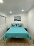Kid-Friendly Beachy House Off Sanibel&FM Beach!