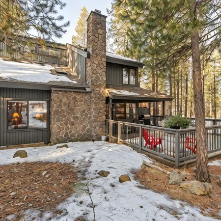 Sunriver Nostalgia - Walk to Sunriver Village, SHARC passes, HOT TUB