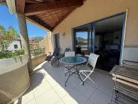 Magnificent T2 in the Heart of Cavalaire, 4 ' Walk from the Beaches of the Center - Apartments
