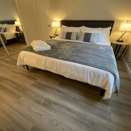 Cozy 1K & 1Q / 1b, 5 minutes walk to downtown