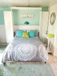 Cozy Studio Condo, short walk to Downtown Saugatuck, courtyard water view - 3-Star