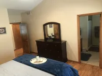 Truman Lake Vacation Home on 10 Acres, Borders Public Ground - Wifi
