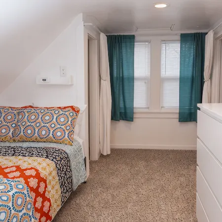 Delightfully quiet & cozy, middle of everywhere