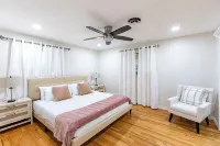 Spacious ~ King Beds ~ Pool ~ Spa~ Mountain View’s - 3 stjerner