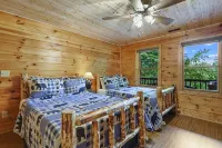 Mountain views~Near the River~Playground~Pet Friendly! - balcony