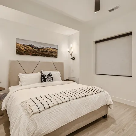 Luxurious Rental with Ideal Downtown Proximity - Stroll to Pearl Street and CU.