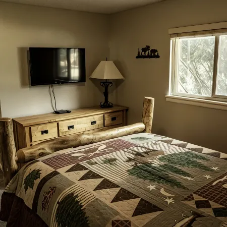 Newly renovated Winter Park condo on the Fraser River