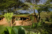 Maji Moto Maasai Cultural Camp - Homestays