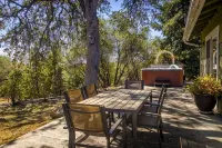 Picayune Retreat: Spa/EV/Play-Structure/Pet-Loving/Games and More'' - Træningscentre